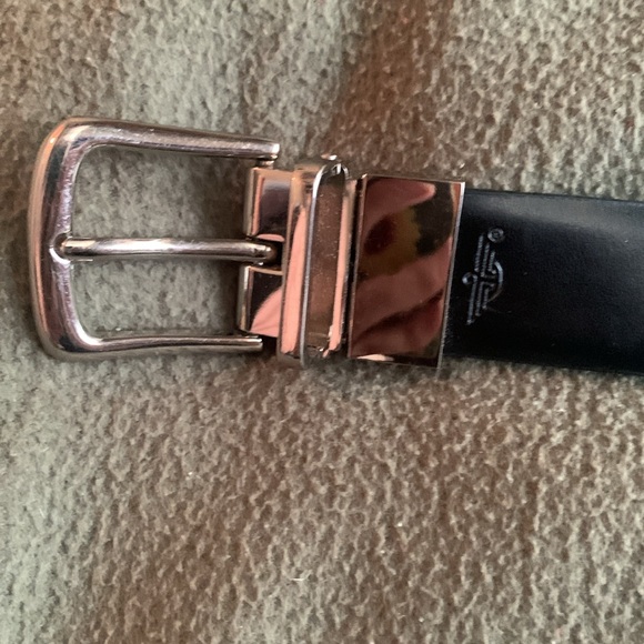 Men’s CAF black leather dress belt.  Silver buckle. Size  36/90 - Picture 3 of 5